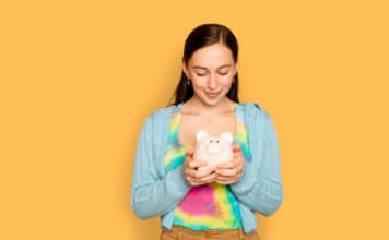 Comment épargner avec une banque en ligne ?